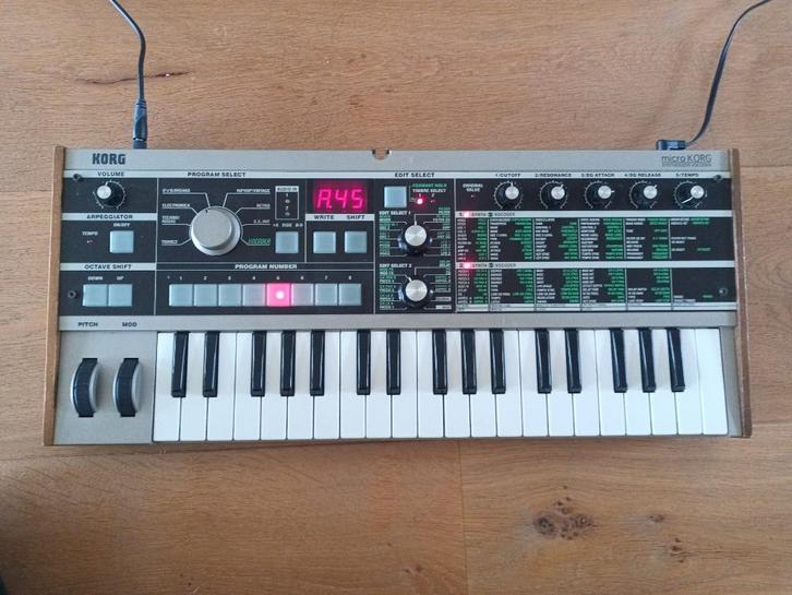 Korg microKORG (zie omschrijving), Muziek en Instrumenten, Synthesizers, Gebruikt, Overige aantallen, Korg, Ophalen of Verzenden
