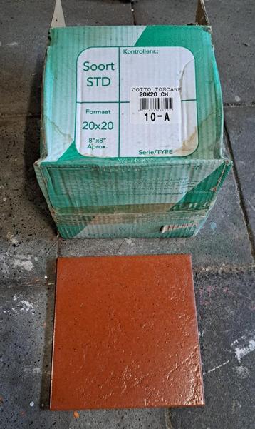 Terracotta vloertegels 20x20 12 stuks beschikbaar voor biedingen