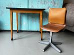 Vintage schoolset: tafeltje + verstelbare schoolstoel €25, Kinderen en Baby's, Ophalen, Gebruikt, Tafel(s) en Stoel(en)