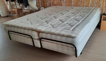 Hästens Adjustable (elektrisch verstelbaar) boxspring zgan beschikbaar voor biedingen