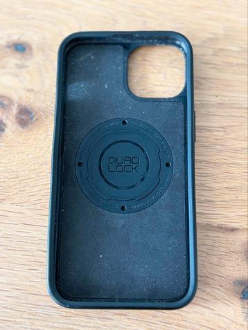 Quad lock MAG hoesje iphone 14 beschikbaar voor biedingen