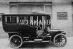 Lozier 1909 automobile parked Carlton Garage and Repair Comp, Nieuw, Auto's, Ophalen of Verzenden
