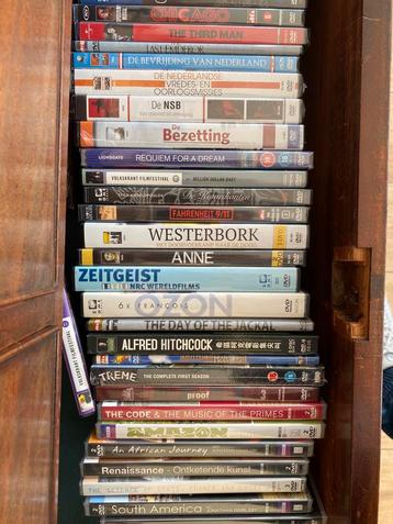 Verzameling DVD beschikbaar voor biedingen