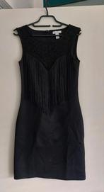 Zwarte jurk met franjes - Maat M, Zwart, Ophalen of Verzenden, Maat 36 (S), Boven de knie