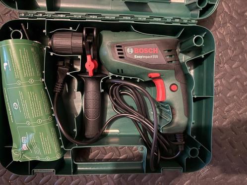 Nieuwe Bosch EasyImpact 550 klopboormachine in koffer, Doe-het-zelf en Verbouw, Gereedschap | Boormachines, Nieuw, Boormachine