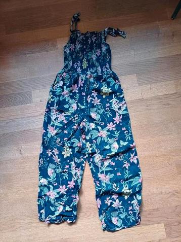 Jumpsuit voor zomer beschikbaar voor biedingen