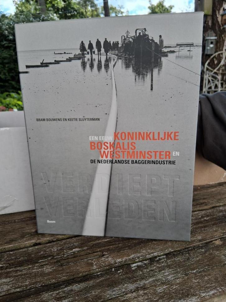 Keetie Sluyterman - Verdiept Verleden, Boeken, Overige Boeken, Zo goed als nieuw, Ophalen of Verzenden