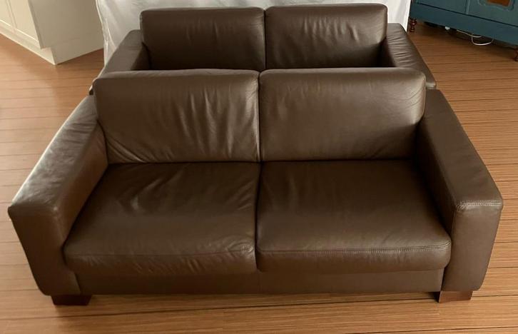 ACTIE 2 bankstellen 2,5 zits bruin Leder dark Espresso bank, Huis en Inrichting, Banken | Bankstellen, Zo goed als nieuw, 75 tot 100 cm