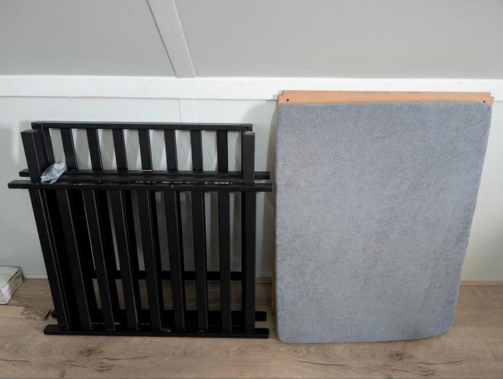 TWF Box Fleur Zonder Lade Mat Zwart
+ Matras, Kinderen en Baby's, Boxen, Gebruikt, Lade, Ophalen