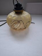 oud jaren 30/40 glazen hanglamp, Huis en Inrichting, Lampen | Hanglampen, Ophalen of Verzenden, Gebruikt, Glas, Minder dan 50 cm