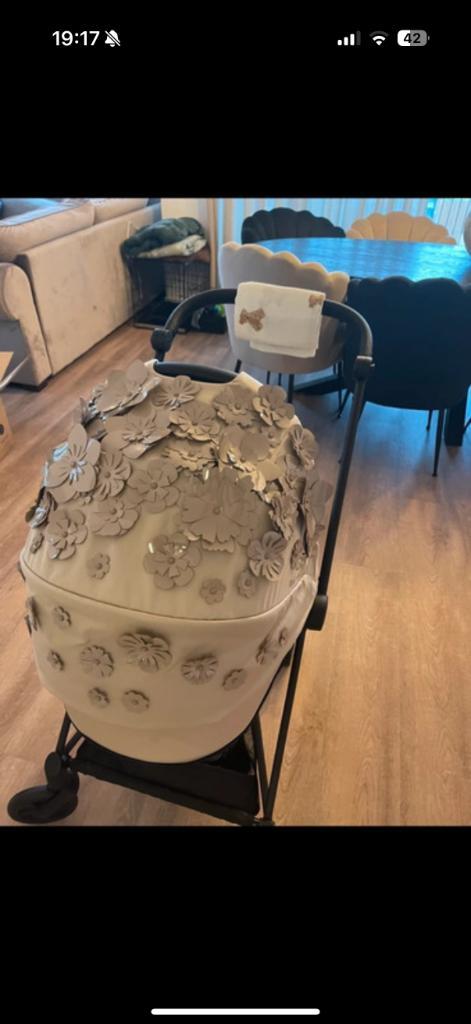 Cybex Flower Kinderwagen, Kinderen en Baby's, Kinderwagens en Combinaties, Zo goed als nieuw, Combiwagen, Overige merken, Verstelbare duwstang