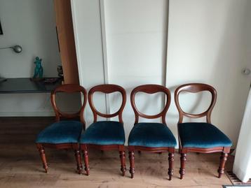4 antieke 19 eeuwse blauw velours eetkamerstoelen  beschikbaar voor biedingen