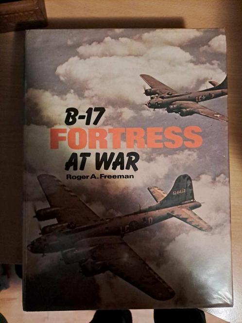 b-17 fortress at war - roger a. freeman, Boeken, Oorlog en Militair, Gelezen, Luchtmacht, Tweede Wereldoorlog, Ophalen of Verzenden
