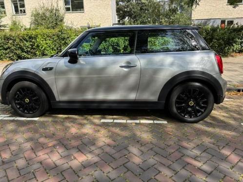 Mini 3-deurs (f56) Electric 184pk bouwjaar  10/2023 Grijs, Auto's, Mini, Particulier, Cooper S, Adaptive Cruise Control, Airbags