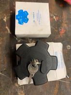 Tekoop nos cawi ster tankdop met 2 sleutels, Ophalen of Verzenden, Nieuw, Overige typen, Overige merken