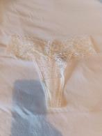 Luxe witte dames string met kant maat M, Ophalen of Verzenden, Wit, String