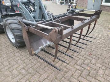 GiANT mestklem 1,40m voor shovel beschikbaar voor biedingen