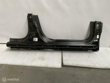 Dorpel Rechts Dacia Sandero 2 NIEUW ORIGINEEL 764600448R beschikbaar voor biedingen