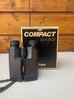 Compact nikon verrekijker, Audio, Tv en Foto, Optische apparatuur | Verrekijkers, Ophalen of Verzenden, Zo goed als nieuw, 8 tot 12x