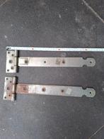 2 poort scharnieren maat zie foto, Doe-het-zelf en Verbouw, Hang- en Sluitwerk, Ophalen of Verzenden, Zo goed als nieuw, IJzer