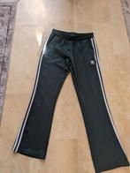 Te koop adidas heren trainingsbroek maat m, Maat 48/50 (M), Ophalen of Verzenden, Zo goed als nieuw, Adidas