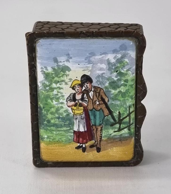 Antieke Franse vesta case met emaile voorstelling, Antiek en Kunst, Antiek | Emaille, Verzenden