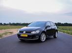 Volkswagen Golf Highline 1.2 TSI 110 PK 2016, Auto's, Voorwielaandrijving, 4 cilinders, Metallic lak, Zwart