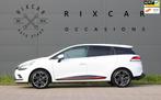 Renault Clio Estate 1.2 TCe Intens Automaat Allseason Panoda, Gebruikt, 4 cilinders, 635 kg, Leder en Stof