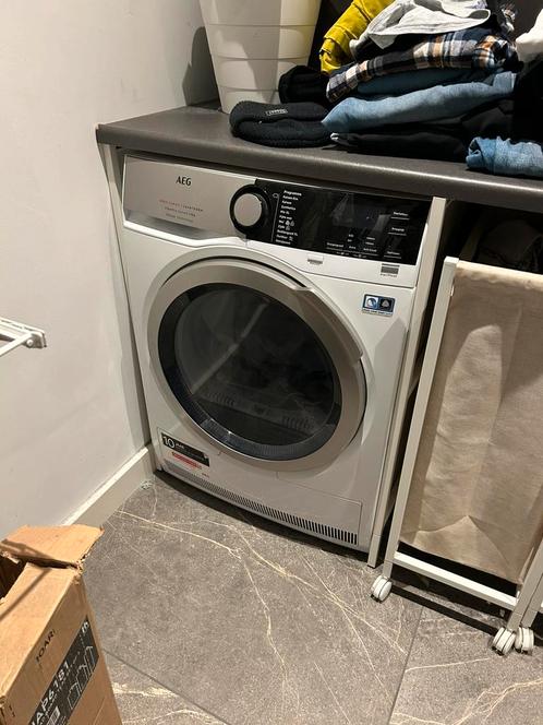 Warmtepompdroger AEG T9DENS87, Witgoed en Apparatuur, Wasdrogers, Gebruikt, Condens, Voorlader, 8 tot 10 kg, 85 tot 90 cm, Anti-kreukfase