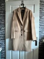 te koop aangeboden wollen damesmantel kleur  camel maat 42., Kleding | Dames, Jassen | Winter, Beige, Maat 42/44 (L), Ophalen of Verzenden