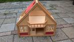houten poppenhuis met meubels, Kinderen en Baby's, Speelgoed | Poppenhuizen, Ophalen, Gebruikt