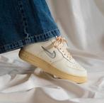 Nike air force 1, Kleding | Dames, Schoenen, Nike, Beige, Ophalen of Verzenden, Zo goed als nieuw