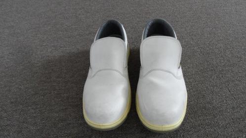 Goede veiligheidsschoenen met stalen neus, maat 43, Doe-het-zelf en Verbouw, Veiligheidskleding, Gebruikt, Ophalen of Verzenden