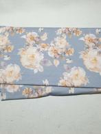 Tricot snoozy fabrics blauw/grijs rozen (210), Hobby en Vrije tijd, Stoffen en Lappen, Overige materialen, Blauw, 120 cm of meer