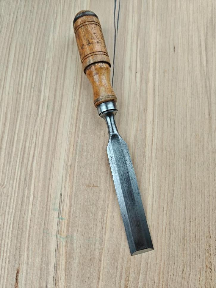 Nette Eskilstuna steel zweden beitel 25 mm, Antiek en Kunst, Antiek | Gereedschap en Instrumenten, Ophalen of Verzenden