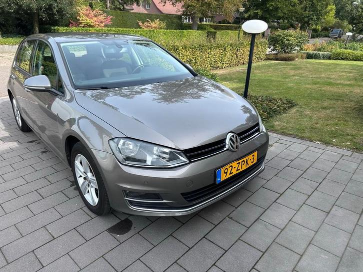 Volkswagen Golf 7 Highline 1.4 TSI 90KW DSG 2013 Grijs, Auto's, Volkswagen, Particulier, Golf, ABS, Airbags, Airconditioning, Apple Carplay