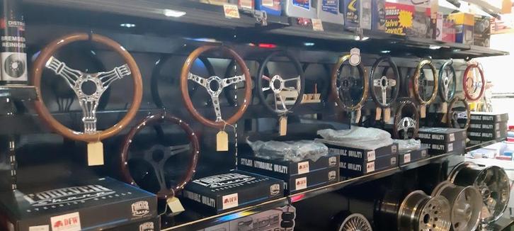 Nieuwe sturen voor de klassieke Amerikanen, Auto-onderdelen, Besturing, Amerikaanse onderdelen, Jeep, Oldtimer onderdelen, Chevrolet