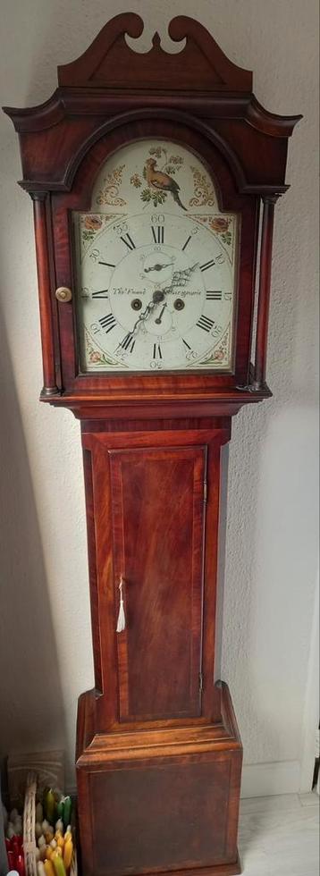 Antieke victoriaanse staand horloge mahonie/belslag  beschikbaar voor biedingen