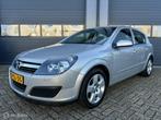 Opel Astra 1.6 Edition Uitvoering / 5Drs / Airco / Cruise, Auto's, Voorwielaandrijving, 15 km/l, 4 cilinders, Origineel Nederlands