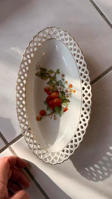 Antieke Schaal - Elfenbein Bavaria beschikbaar voor biedingen