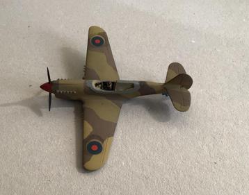 Curtis P40 - Airfix - 1:72 - 16 cm beschikbaar voor biedingen