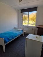 Mooie kamer te huur in Lelystad bij de haven., Huizen en Kamers, Minder dan 20 m², Almere