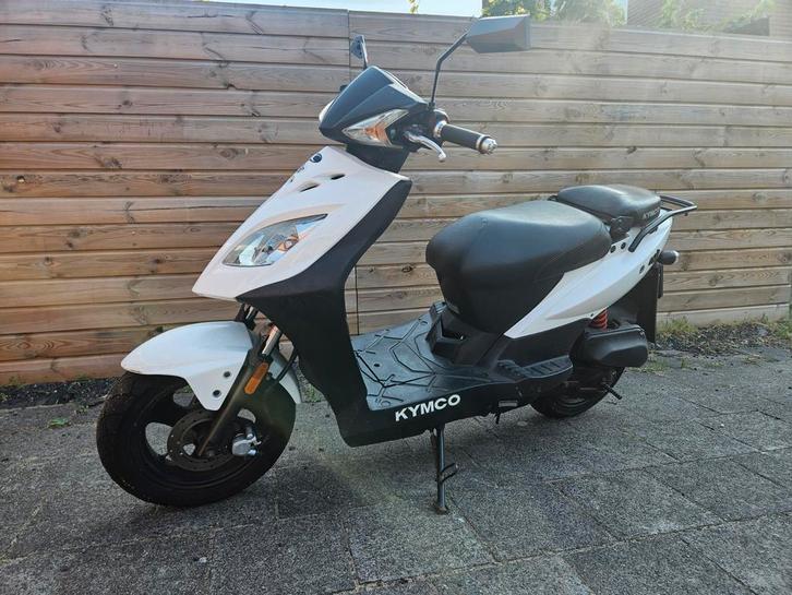 ✅ Ruilen Kymco Agility 50cc geel kent. nette staat met werk, Fietsen en Brommers, Scooters | Kymco, Gebruikt, Agility, Ophalen