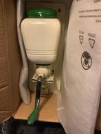 Koffiemolen Vintage Nu  € 30,00., Antiek en Kunst, Antiek | Keukenbenodigdheden, Ophalen of Verzenden