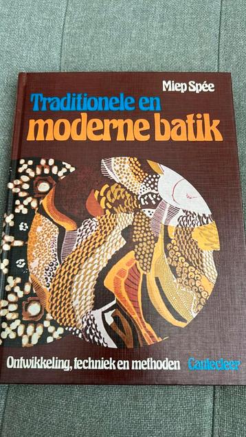 Miep Spee Traditionele en moderne batik technieken methoden beschikbaar voor biedingen