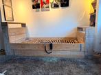 Steigerhouten bed 2.40 x 1.00 met kast ook los te koop!, Ophalen, Gebruikt, 100 cm of meer, Lattenbodem