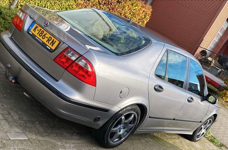 Saab Vector 9-5 2.3 T AUT 2004 Grijs. BTW auto., Auto's, Saab, Particulier, Saab 9-5, ABS, Airbags, Airconditioning, Alarm, Bluetooth