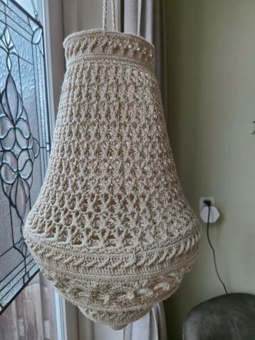 Gehaakte Ecru Kroonluchter - Handgemaakt beschikbaar voor biedingen