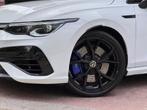 Volkswagen GOLF 2.0 TSI R 4Motion 333pk Akra/Pano/Matrix/Mem, Auto's, Automaat, 12 maanden, Gebruikt, Euro 6