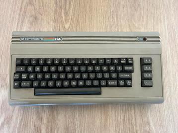 Nette commodore 64 met laag serienummer beschikbaar voor biedingen